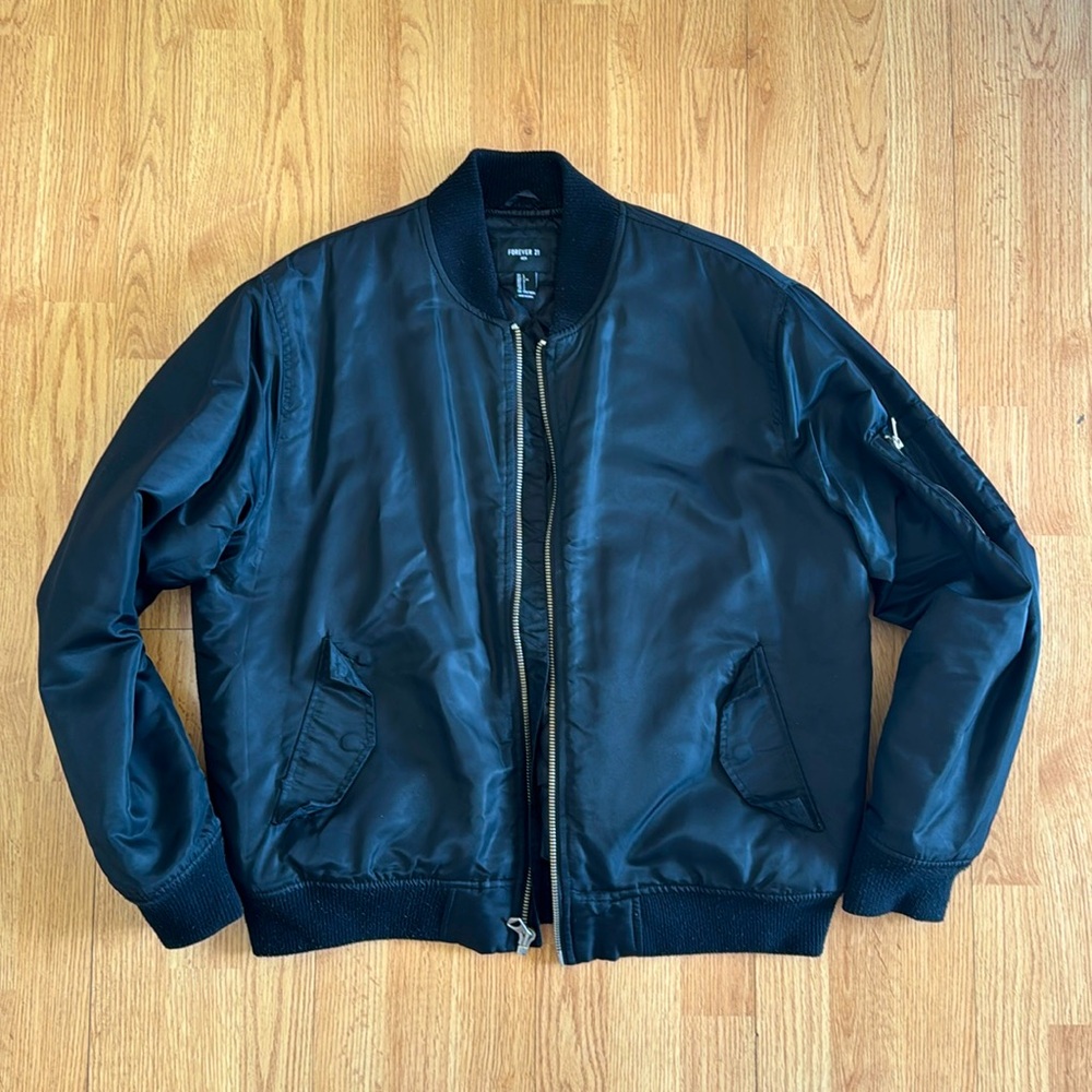 Forever 21 Bomber Jacket - SZ L